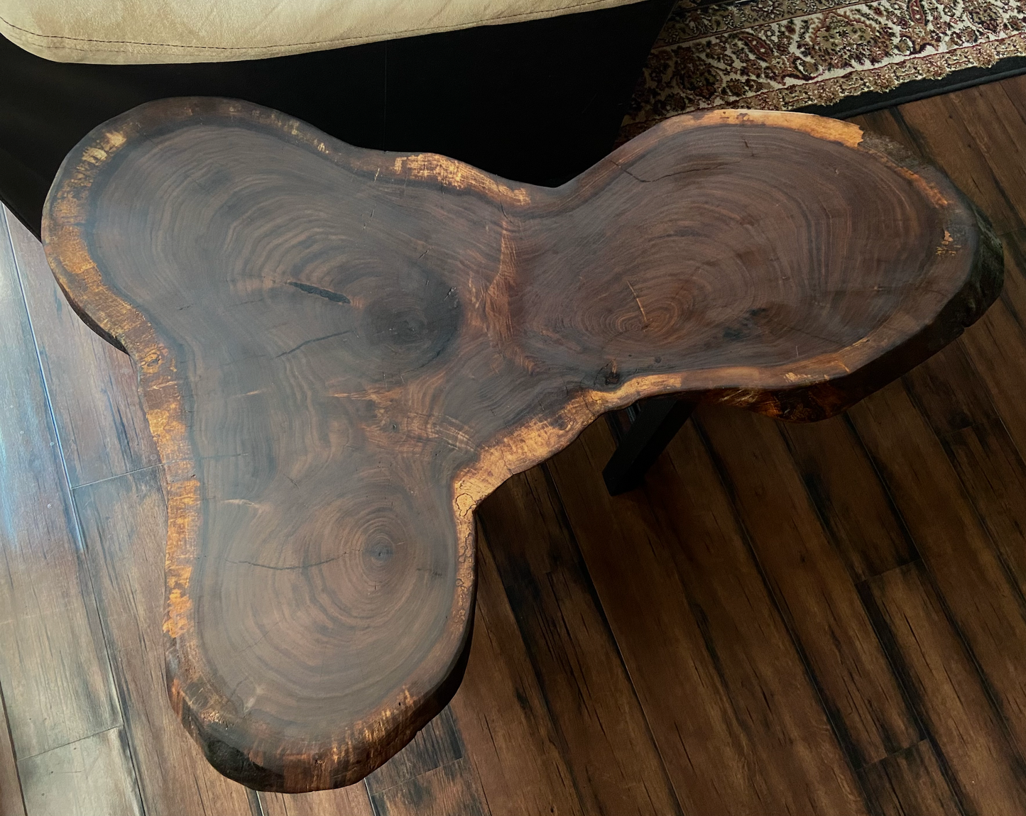 Live Edge Walnut Cross Cut Wood Coffee Table|Round Wood Table|Natural Walnut Wafer Wood End Table|Unique Wood Accent Table|Rustic Side Table