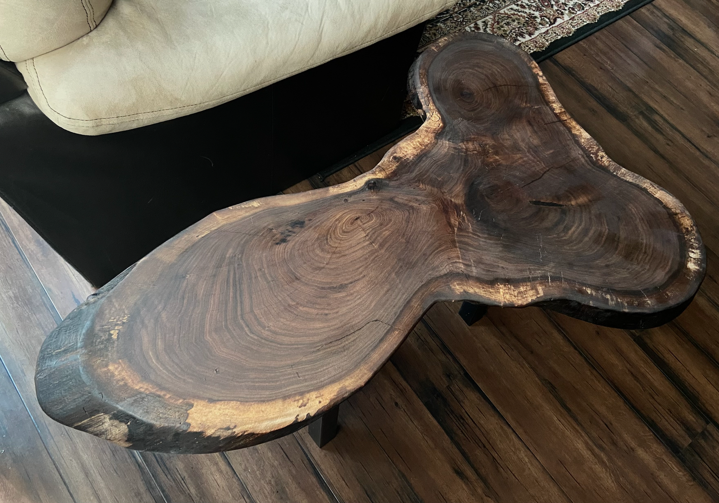 Live Edge Walnut Cross Cut Wood Coffee Table|Round Wood Table|Natural Walnut Wafer Wood End Table|Unique Wood Accent Table|Rustic Side Table