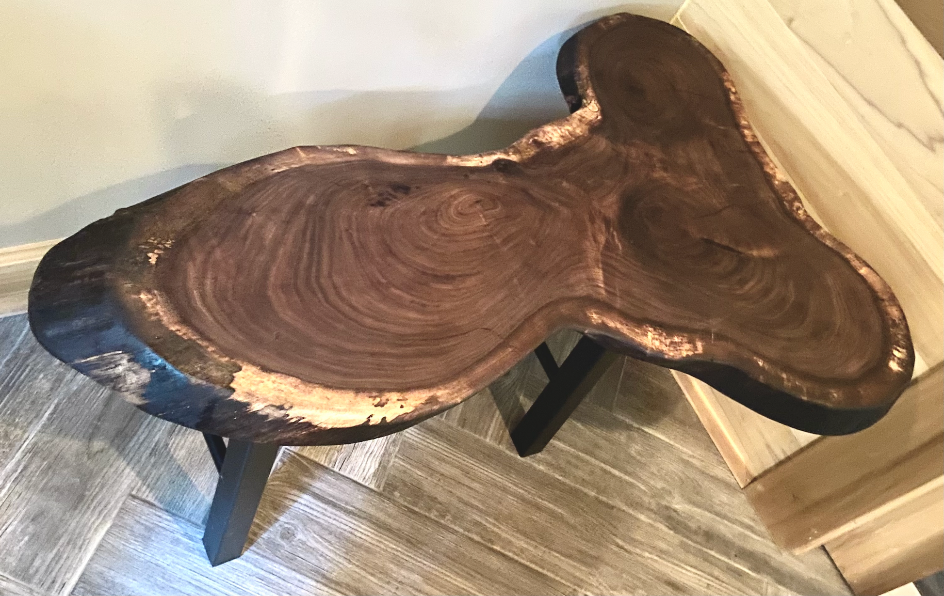 Live Edge Walnut Cross Cut Wood Coffee Table|Round Wood Table|Natural Walnut Wafer Wood End Table|Unique Wood Accent Table|Rustic Side Table