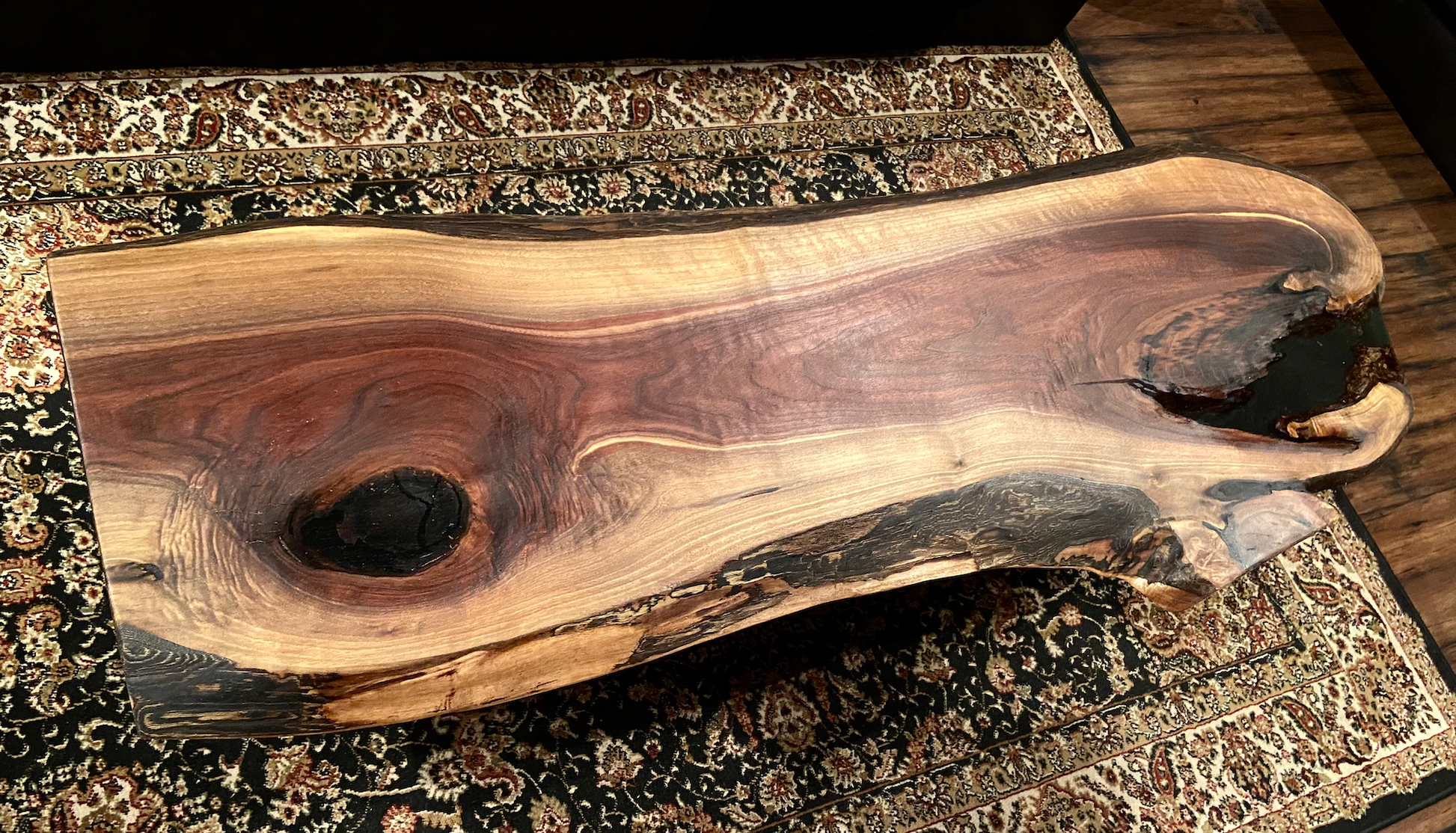 Black Walnut Live Edge Rustic Coffee Table w/ Gray-Green Epoxy|Live Edge Wood Epoxy Table|Round Coffee Table|Large Wood Coffee Table