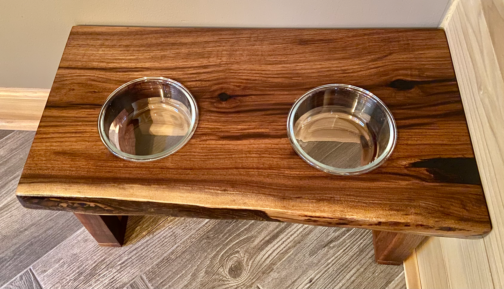 Live Edge Raised Pet Stand for Food or Water Bowls, Dog Food Stand, Dog  Water Bowl Stand, Cat Food Stand, Cat Water Bowl Stand, Spalted Maple or  Black Walnut – Steel Oak